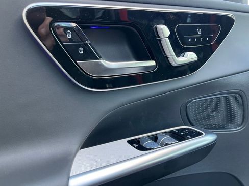 Used 2025 Mercedes-Benz GLC 43 AMG 4MATIC image 51