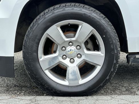 Used 2017 Chevrolet Tahoe Premier AWD/4WD image 25