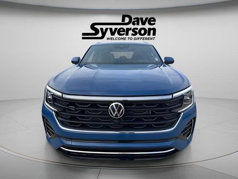 New 2025 Volkswagen Atlas Cross Sport SEL Premium R-Line image 5