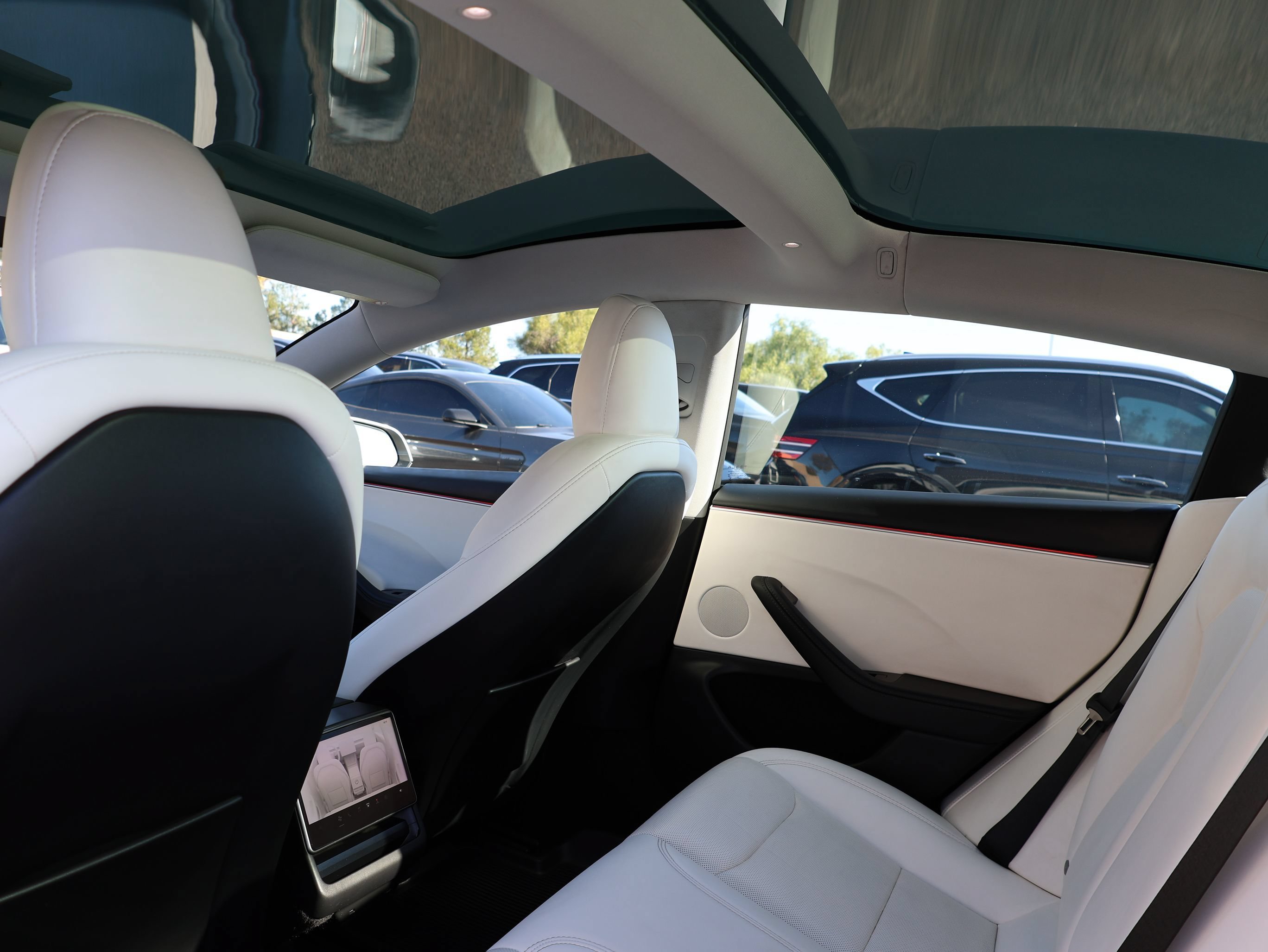 Used 2025 Tesla Model 3 Long Range RWD image 24