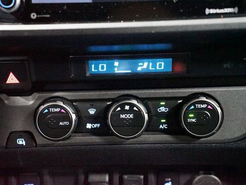 Used 2021 Toyota Tacoma TRD Sport image 20