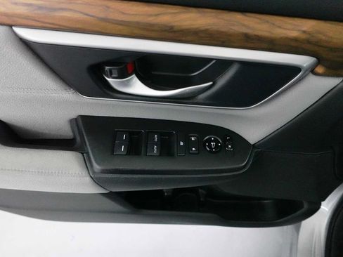 Used 2017 Honda CR-V EX image 11