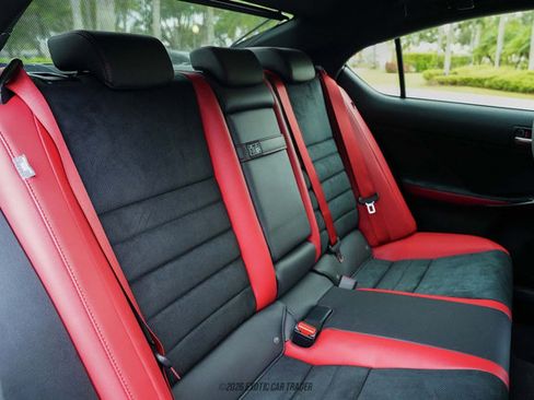 Used 2025 Lexus IS 500 w/ F-Sport Performance RWD image 39