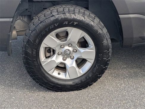 Used 2019 RAM 1500 Big Horn image 12