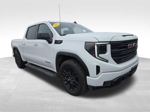 Used 2023 GMC Sierra 1500 Elevation image 1
