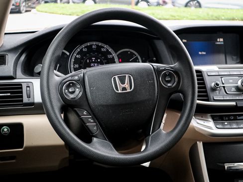 Used 2015 Honda Accord LX image 6