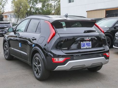 New 2026 Kia Niro LX FWD image 15