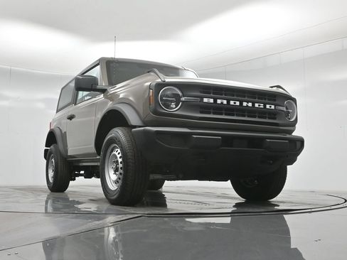 New 2026 Ford Bronco 2-Door AWD/4WD image 41