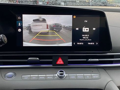 New 2026 Hyundai Elantra Sport FWD image 17