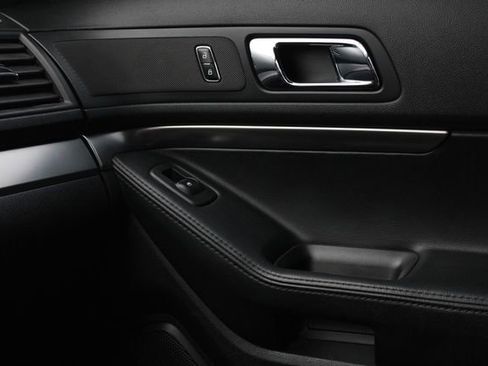 Used 2017 Ford Explorer 4WD Police Interceptor image 19