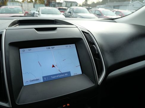 Used 2020 Ford Edge SEL w/ Convenience Package image 11