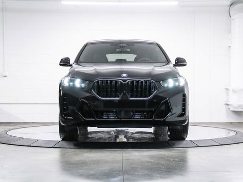 New 2026 BMW X6 xDrive40i w/ Climate Comfort Package AWD/4WD image 2