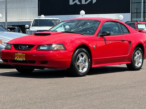 Used 2004 Ford Mustang Coupe RWD image 8