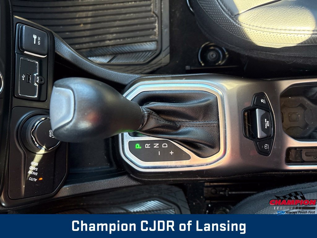 Used 2021 Jeep Renegade Limited AWD/4WD image 26