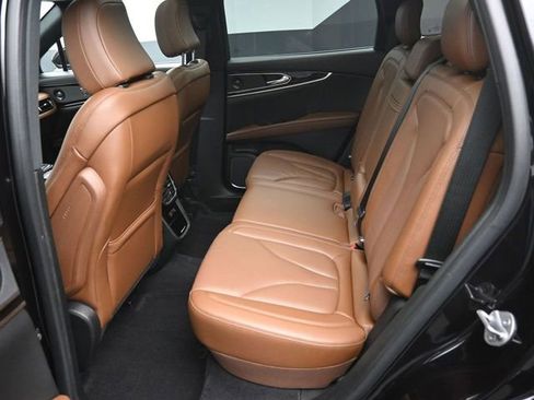 Certified 2023 Lincoln Nautilus Reserve w/ Equipment Group 201A image 21