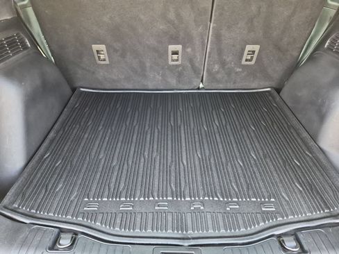 Used 2023 Ford Escape ST-Line w/ Tech Pack #1 AWD/4WD image 34
