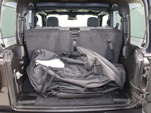 Used 2024 Jeep Wrangler Willys AWD/4WD image 46