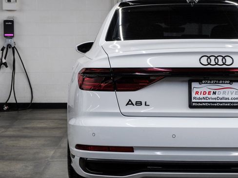 Used 2022 Audi A8 L 3.0T w/ Luxury Package image 60