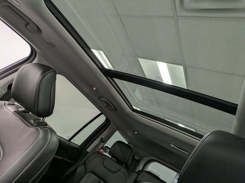 Used 2022 Jeep Grand Cherokee L Limited image 20