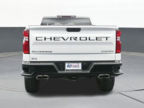 Used 2020 Chevrolet Silverado 1500 Custom Trail Boss w/ Custom Convenience Package image 12