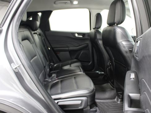 Used 2022 Ford Escape SEL w/ Technology Package FWD image 24