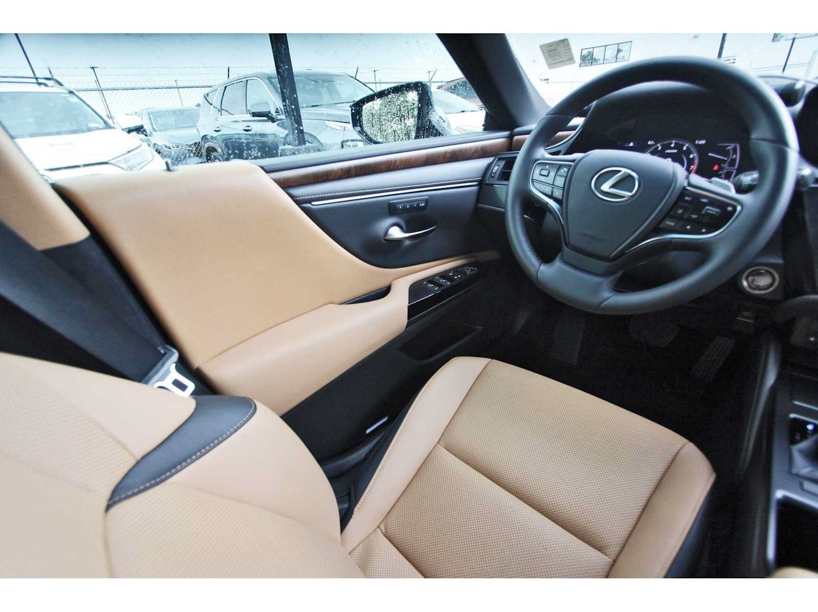 Used 2022 Lexus ES 350 w/ Premium Package FWD image 6