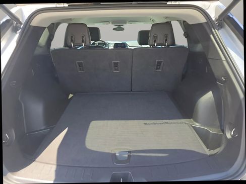 Used 2020 Chevrolet Blazer LT image 18