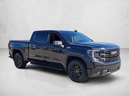 Used 2024 GMC Sierra 1500 Elevation AWD/4WD image 3