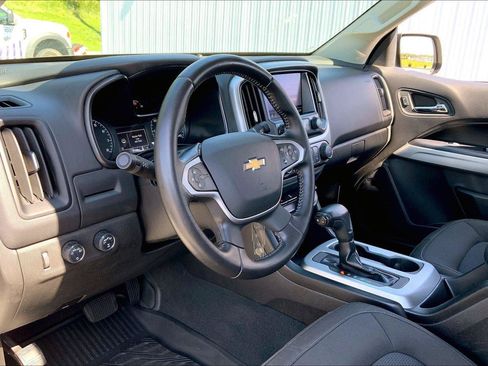 Used 2021 Chevrolet Colorado LT AWD/4WD image 11