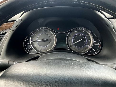 Used 2017 INFINITI QX80 4WD image 19