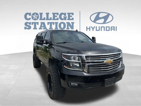 Used 2016 Chevrolet Suburban LTZ AWD/4WD image 3