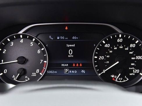 Certified 2025 Nissan Frontier SV w/ SV Convenience Package image 16