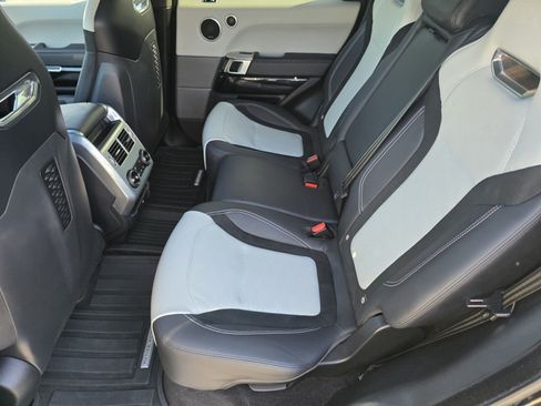 Used 2021 Land Rover Range Rover Sport SVR AWD/4WD image 15