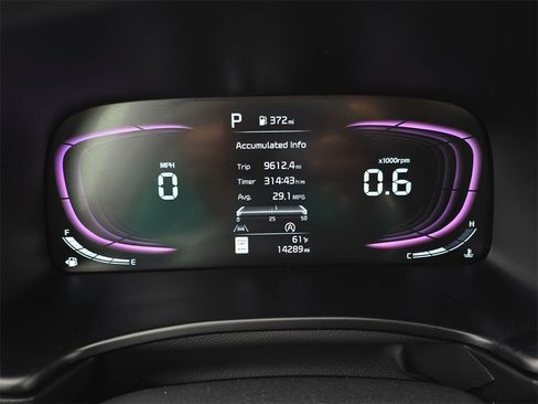 Used 2025 Kia Soul LX w/ LX Technology Package image 18