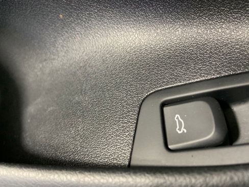 Used 2017 Audi Q3 2.0T Prestige w/ Prestige Package image 34