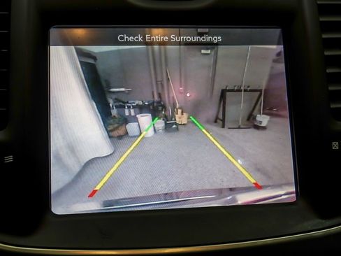 Used 2016 Chrysler 300 Limited w/ 300 Premium Group image 20