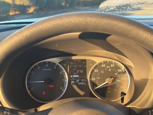 Certified 2023 Nissan Kicks S image 19