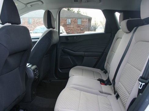 Used 2022 Ford Escape SE w/ Cold Weather Package image 31