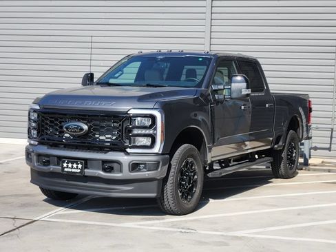 New 2026 Ford F250 Lariat w/ Black Appearance Package AWD/4WD image 2