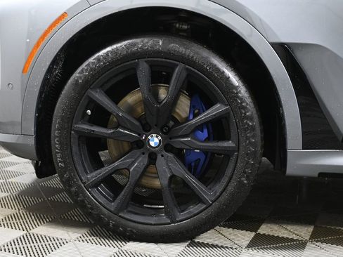 Certified 2024 BMW X7 xDrive40i w/ M Sport Package image 12