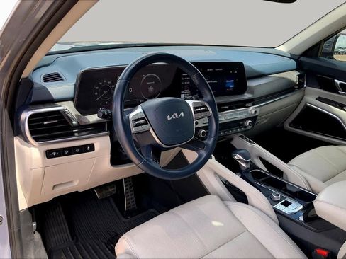 Used 2023 Kia Telluride SX FWD image 17