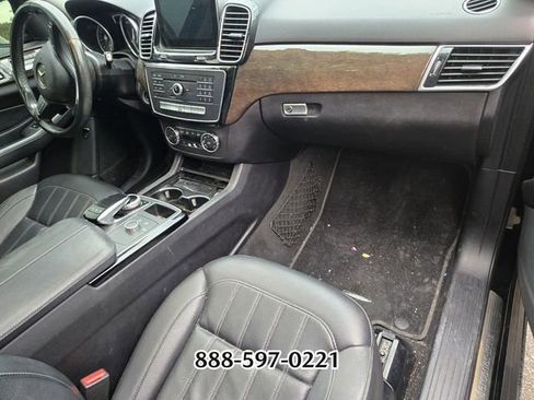 Used 2016 Mercedes-Benz GLE 350 w/ Premium Package image 9