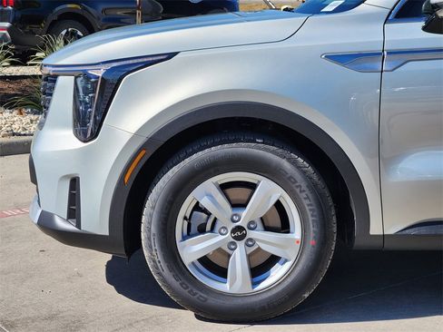 New 2026 Kia Sorento LX image 5