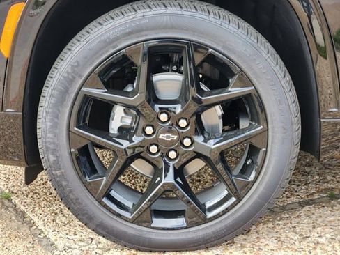 New 2026 Chevrolet Traverse RS image 8