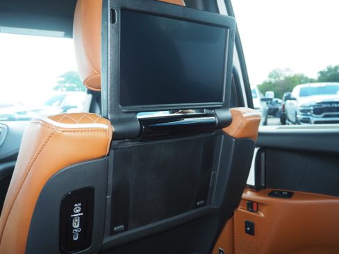 New 2026 Chrysler Pacifica Pinnacle image 24