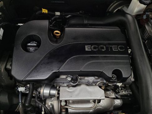 Used 2019 Chevrolet Equinox LT FWD image 30