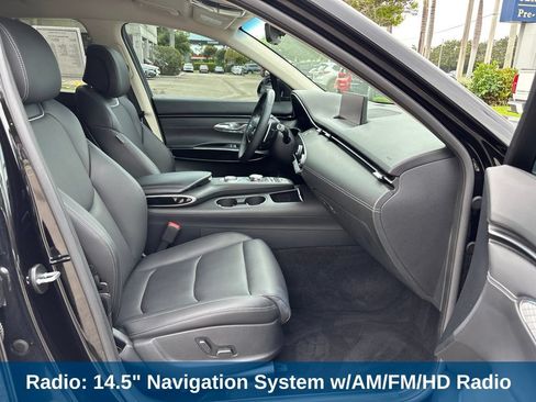 Used 2024 Genesis GV70 2.5T AWD/4WD image 14