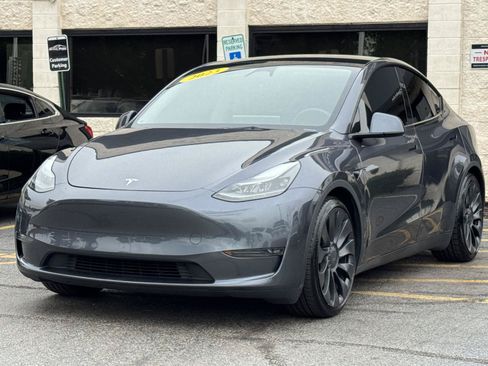 Used 2023 Tesla Model Y Performance AWD/4WD image 17