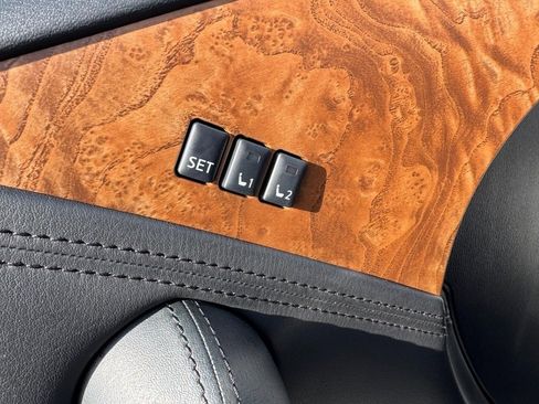 Used 2022 Nissan Armada SL image 16