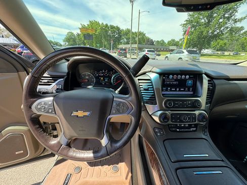 Used 2017 Chevrolet Tahoe Premier AWD/4WD image 17